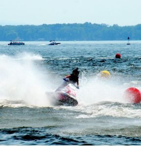 jet-ski-unlicenced-circuit