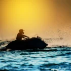 Moto de agua en Fuengirola España al atardecer sobre el mar Mediterráneo | YachtPro Spain